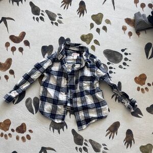 Cat & Jack Navy and White Plaid Long Sleeve Shirt